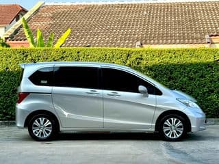 Honda Freed 1.5 EL ปี 2012 - image blurred placeholder