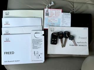 Honda Freed 1.5 EL ปี 2012 - image blurred placeholder