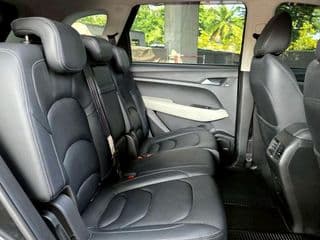 2020 Chevrolet Captiva 1.5 LT - image blurred placeholder