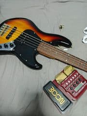 Gusta GJB5-03 Electric Bass Guitar + Zoom B1X Four Bass Multi-Effects Pedal - image blurred placeholder