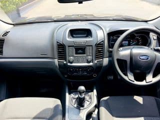 2017 Ford Ranger cab 2.2XL+ - image blurred placeholder