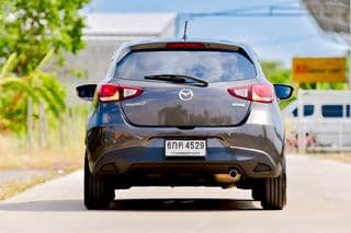 ปี 2016 MAZDA 2 1.3 High Connect A/T - image blurred placeholder