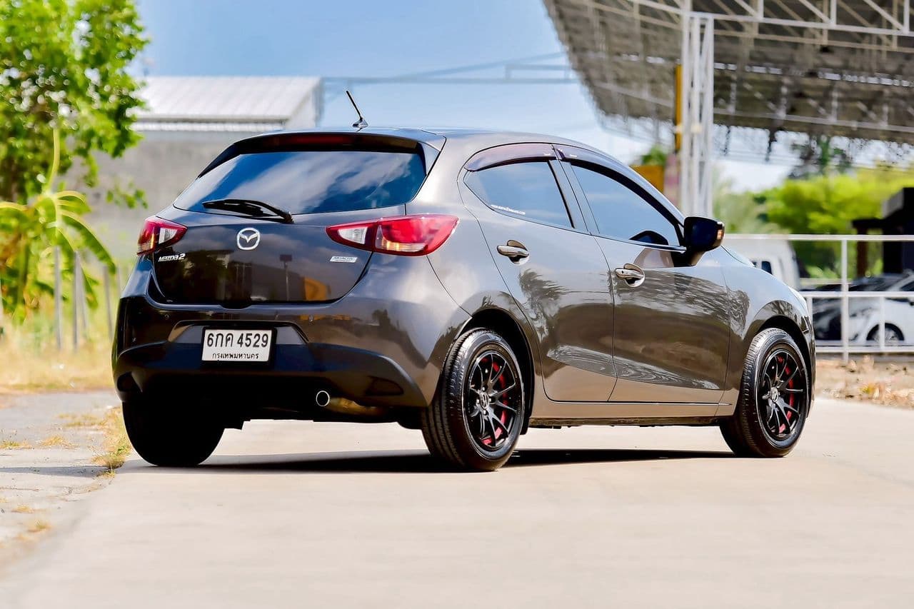 ปี 2016 MAZDA 2 1.3 High Connect A/T