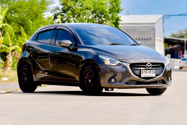 ปี 2016 MAZDA 2 1.3 High Connect A/T