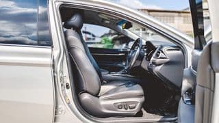 2019 TOYOTA CAMRY 2.0 G A/T - image blurred placeholder