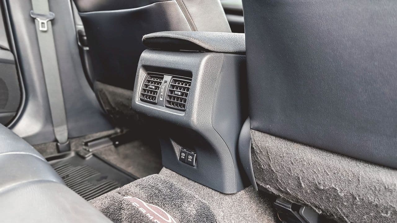 2019 TOYOTA CAMRY 2.0 G A/T