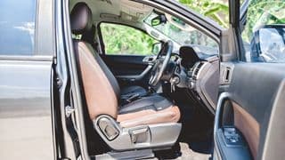 2018 Ford Ranger Double Cab 2.2 XLT A/T - image blurred placeholder