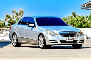 2011 Benz E250 1.8 เบนซิน BE - image blurred placeholder