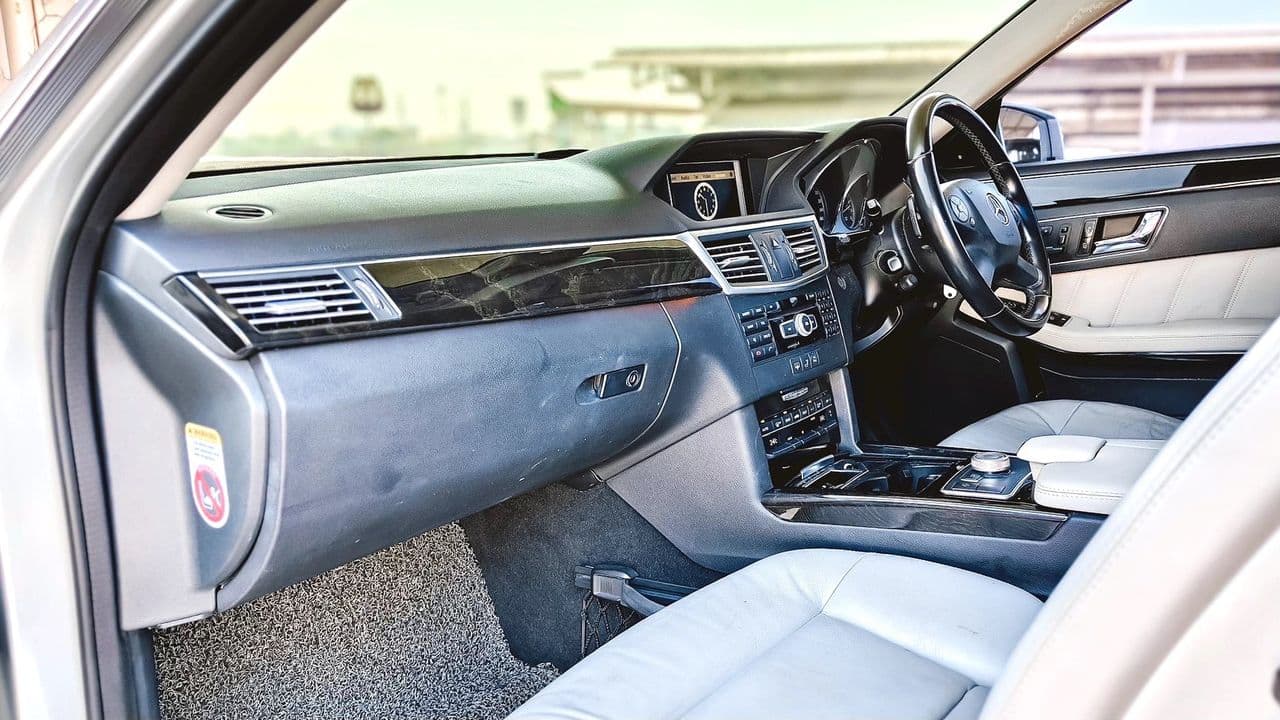 2011 Benz E250 1.8 เบนซิน BE