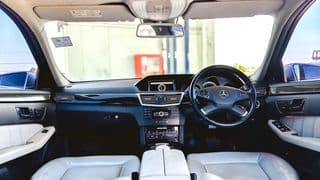 2011 Benz E250 1.8 เบนซิน BE - image blurred placeholder