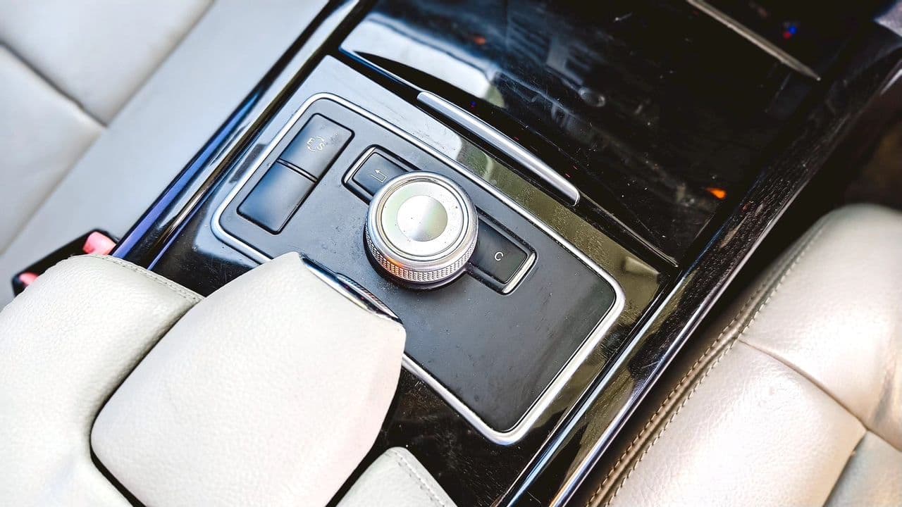 2011 Benz E250 1.8 เบนซิน BE