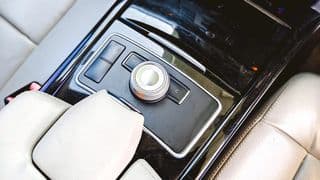 2011 Benz E250 1.8 เบนซิน BE - image blurred placeholder