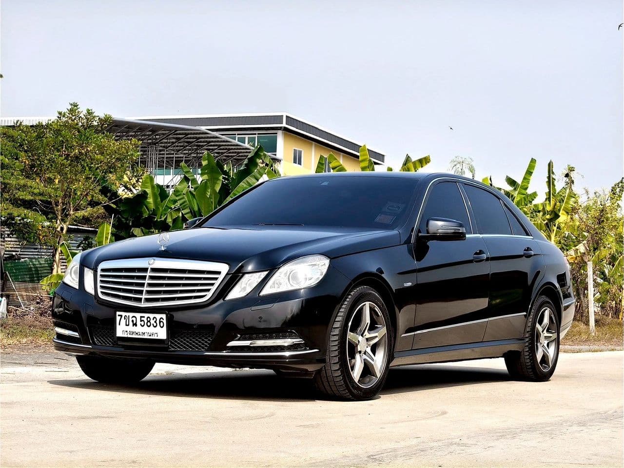 2011 Benz E200 AMG 1.8 A/T