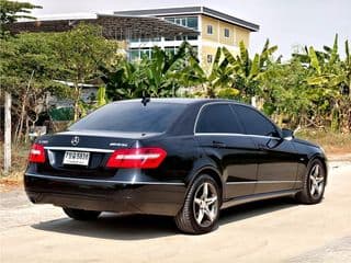 2011 Benz E200 AMG 1.8 A/T - image blurred placeholder