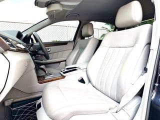 2011 Benz E200 AMG 1.8 A/T - image blurred placeholder