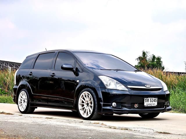 Toyota Wish 2.0 Q Limited ปี 2004 ซันรูฟ เกียร์อัตโนมัติ