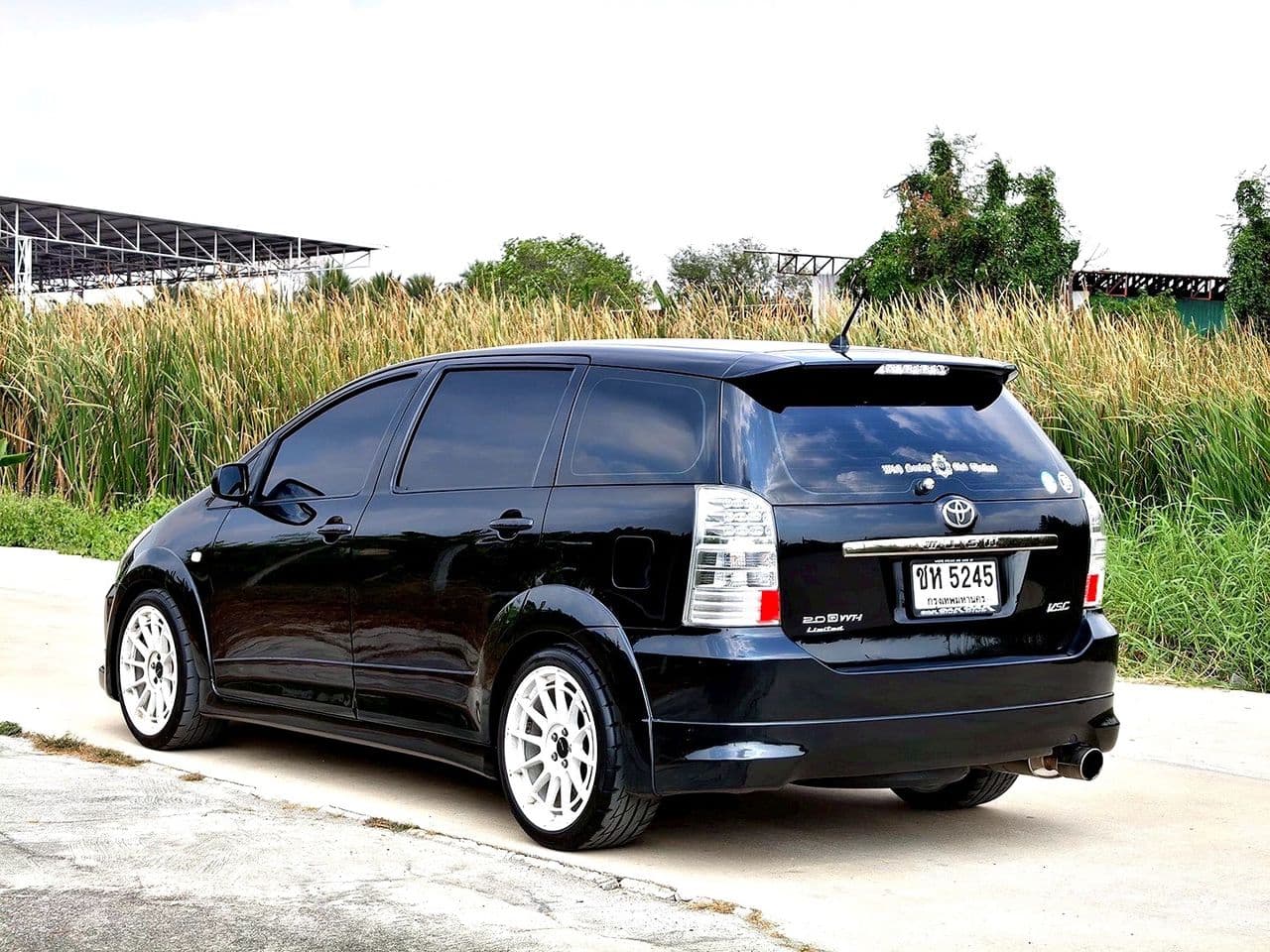 2004 Toyota Wish 2.0 Q Limited ซันรูฟ A/T