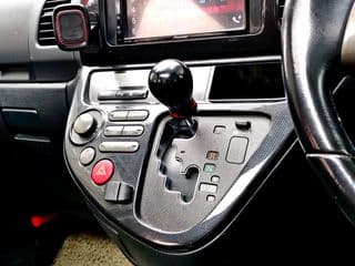 2004 Toyota Wish 2.0 Q Limited ซันรูฟ A/T - image blurred placeholder