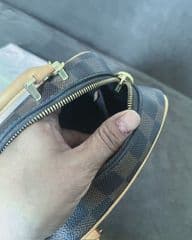 Louis Vuitton Valisette Souple BB made from Damier Ebene canvas - image blurred placeholder