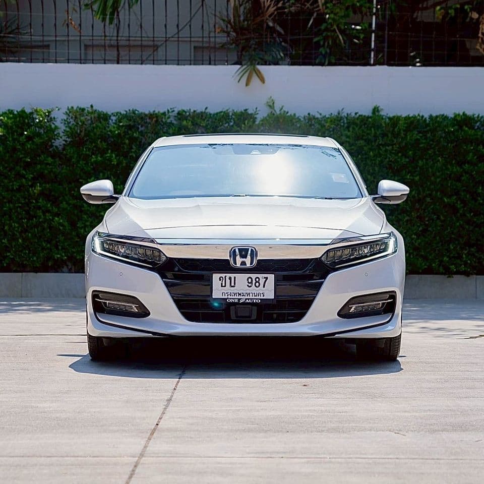 2021 honda Accord 2.0 eHEV Tech