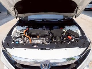 2021 honda Accord 2.0 eHEV Tech - image blurred placeholder