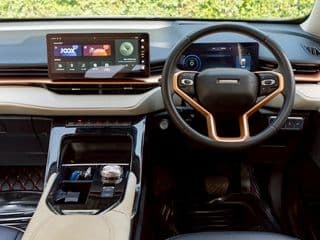 2022 Haval H6 1.5 Hybrid HEV Ultra - image blurred placeholder