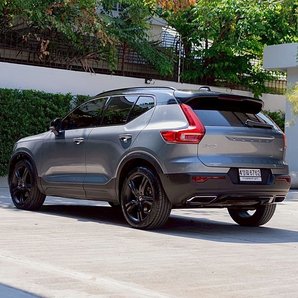 2019 Volvo XC40 2.0 AWD R-Design (CBU)