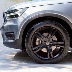 2019 Volvo XC40 2.0 AWD R-Design (CBU) - image blurred placeholder