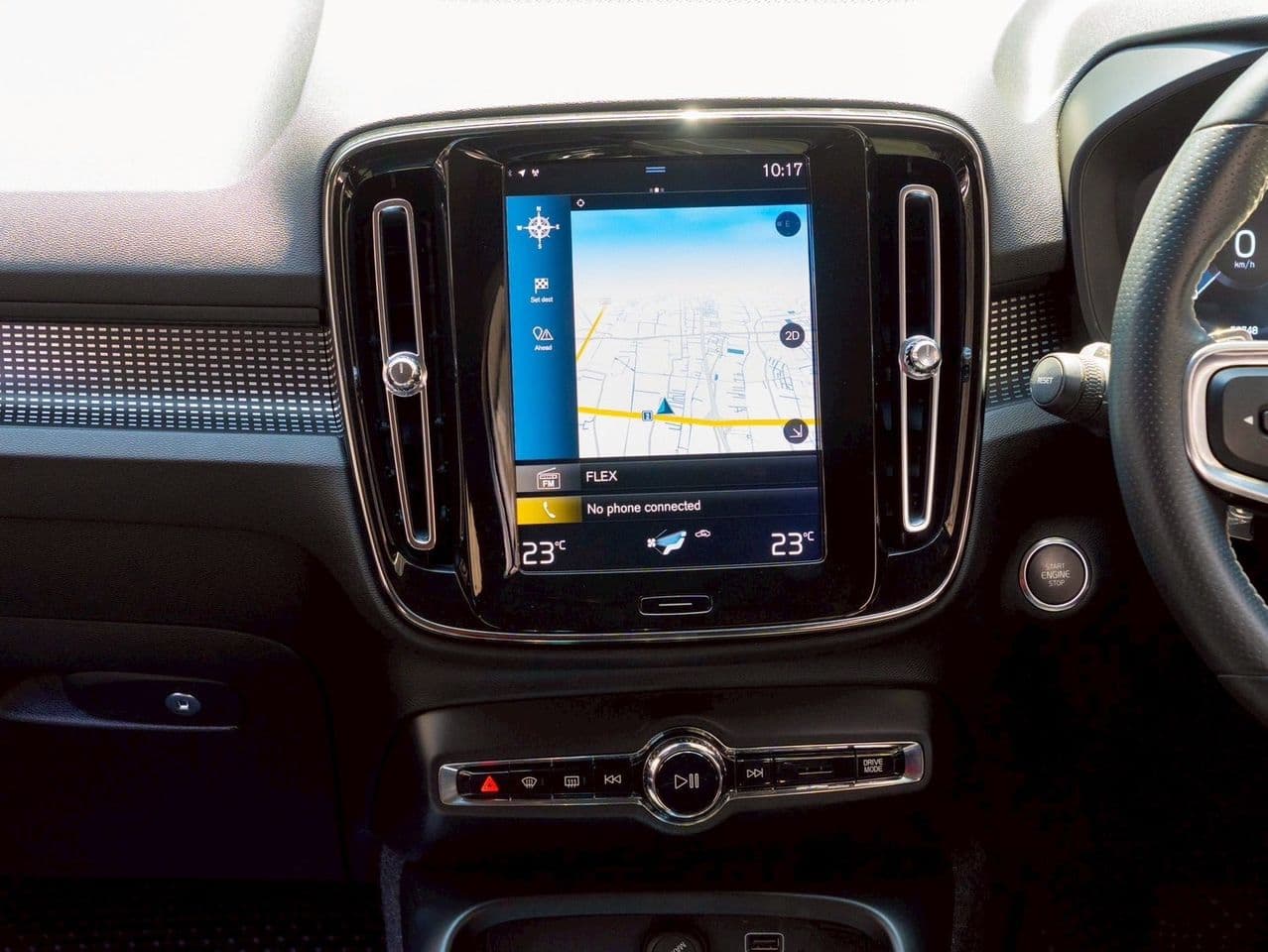 2019 Volvo XC40 2.0 AWD R-Design (CBU)