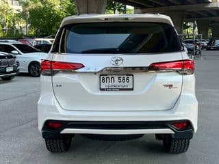 2018 Toyota Fortuner 2.8 TRD Sportivo - image blurred placeholder