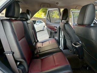 2018 Toyota Fortuner 2.8 TRD Sportivo - image blurred placeholder