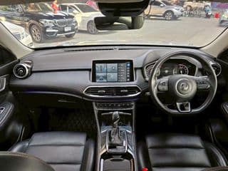 2021 MG HS 1.5 D - image blurred placeholder