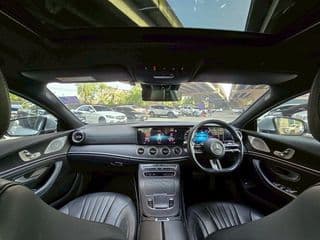 2022 Benz CLS220d AMG Premium Facelift - image blurred placeholder