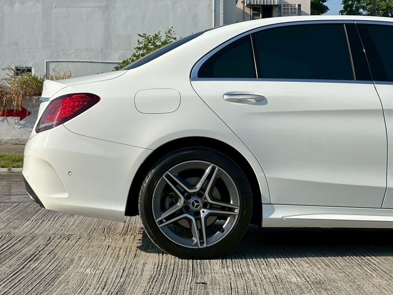 2019 Benz C300e AMG Dynamic