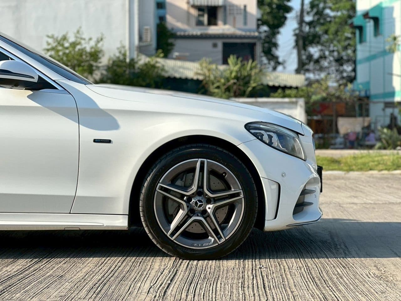 2019 Benz C300e AMG Dynamic