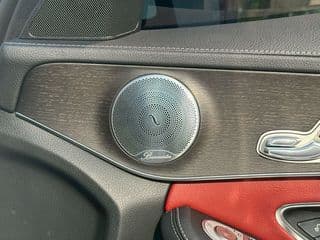 2019 Benz C300e AMG Dynamic - image blurred placeholder