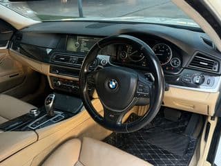 2013 Bmw 528i M-Sport 2.0 AT F10 - image blurred placeholder