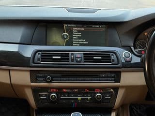 2013 Bmw 528i M-Sport 2.0 AT F10 - image blurred placeholder