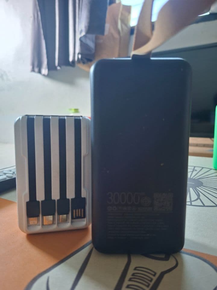 Power Bank 2 1000 Urgent