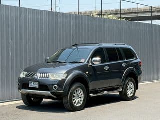 2011 MITSUBISHI PAJERO 4Wds Auto - image blurred placeholder