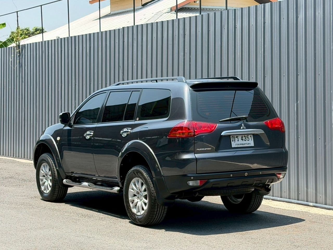 2011 MITSUBISHI PAJERO 4Wds Auto