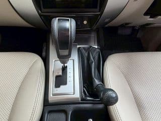 2011 MITSUBISHI PAJERO 4Wds Auto - image blurred placeholder