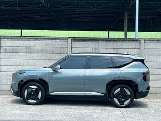 2024 KIA EV5 EARTH LONG RANGE FWD - image blurred placeholder