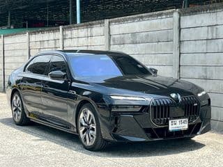 2024 BMW M760e M สปอร์ต - image blurred placeholder