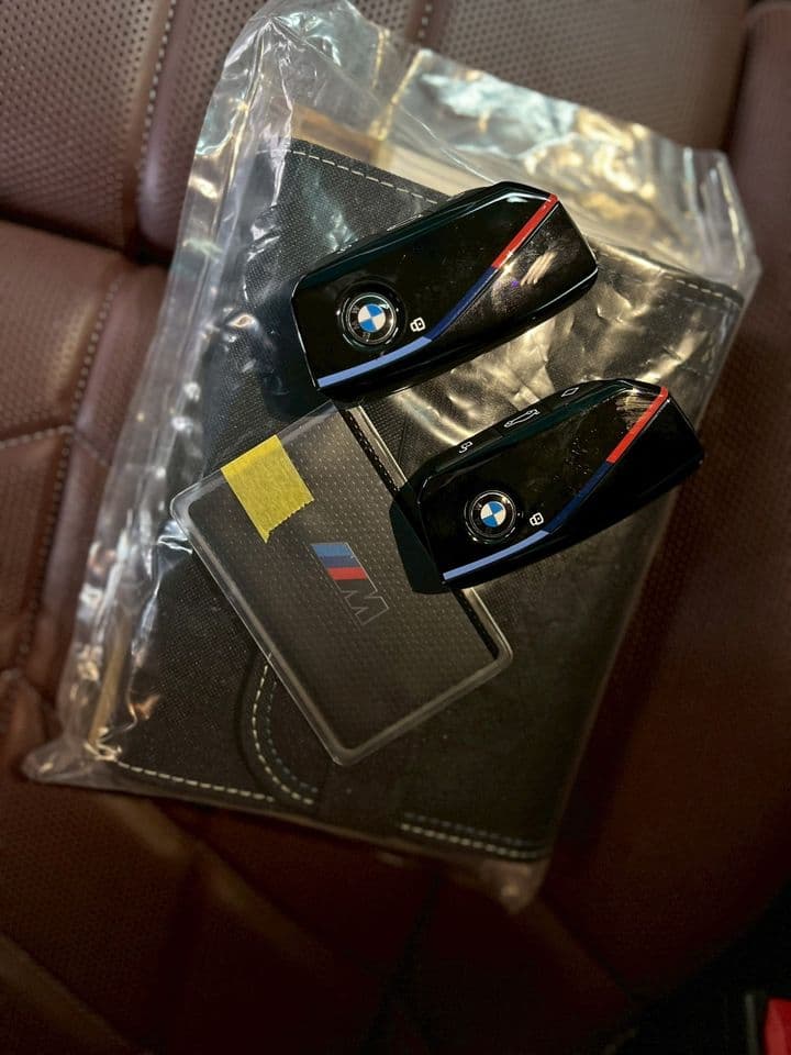 2024 BMW M760e M สปอร์ต