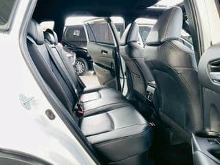 2023 Toyota COROLLA CROSS 1.8 GR SPORT - image blurred placeholder
