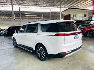 KIA CARNIVAL 2.2 LX 2023 - image blurred placeholder