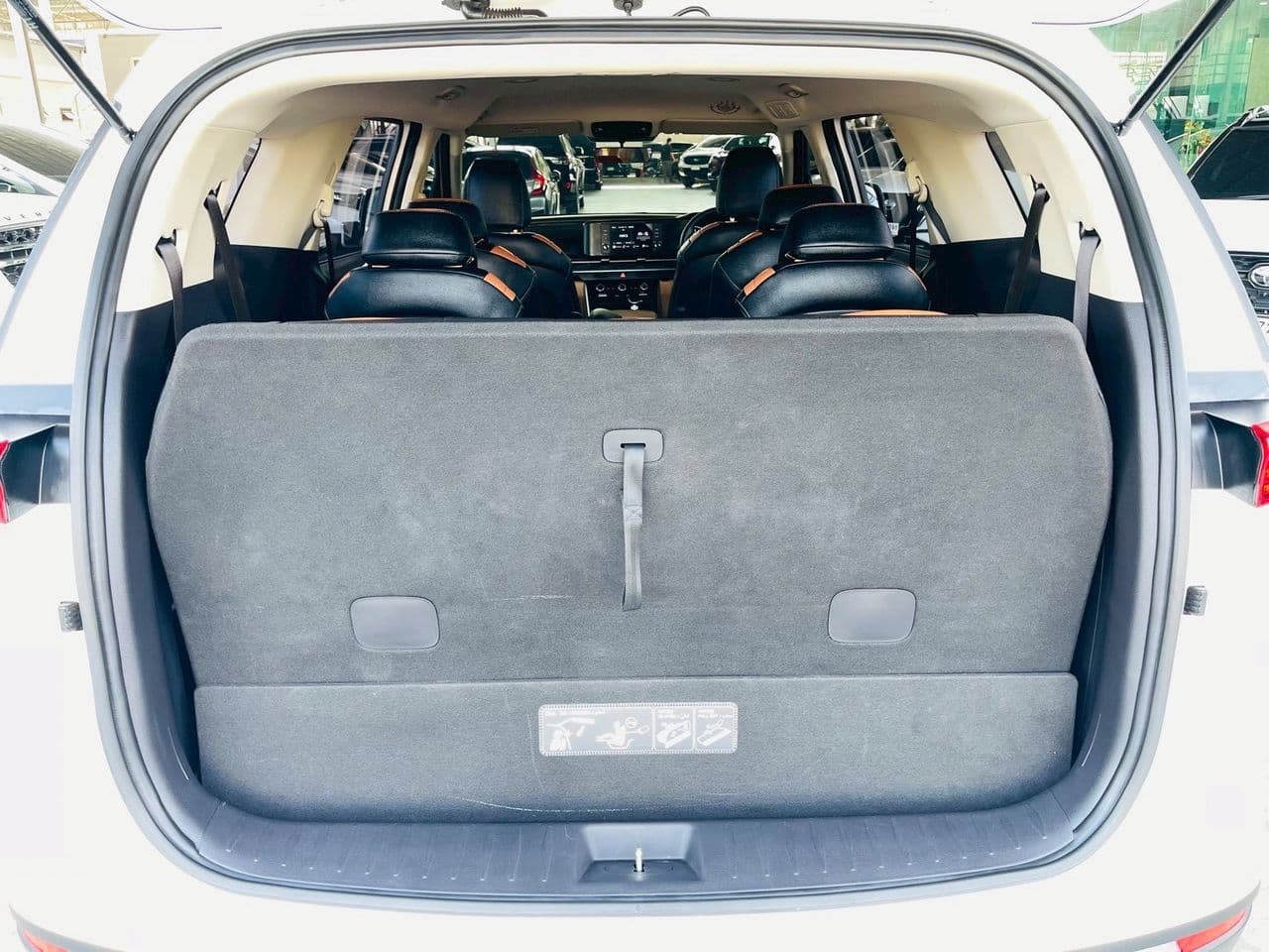 KIA CARNIVAL 2.2 LX 2023