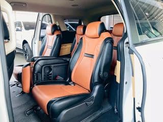 KIA CARNIVAL 2.2 LX 2023 - image blurred placeholder