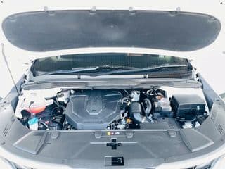 KIA CARNIVAL 2.2 LX 2023 - image blurred placeholder